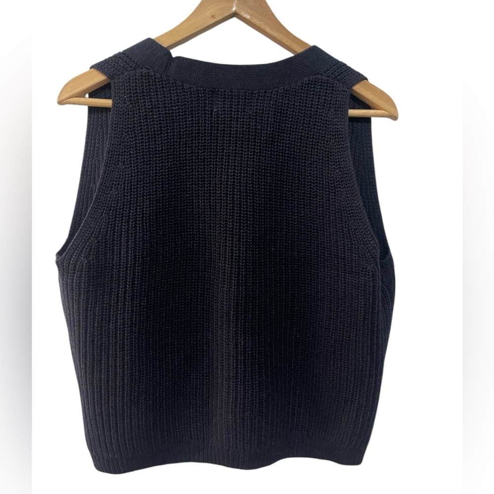 Universal Thread Women's Button-Front‎ Sweater Ve… - image 6